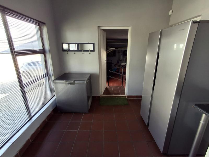 4 Bedroom Property for Sale in Britannia Bay Western Cape